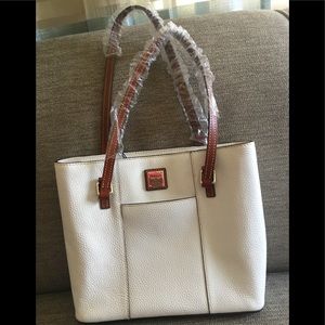 🌸NEW Dooney & Bourke tote